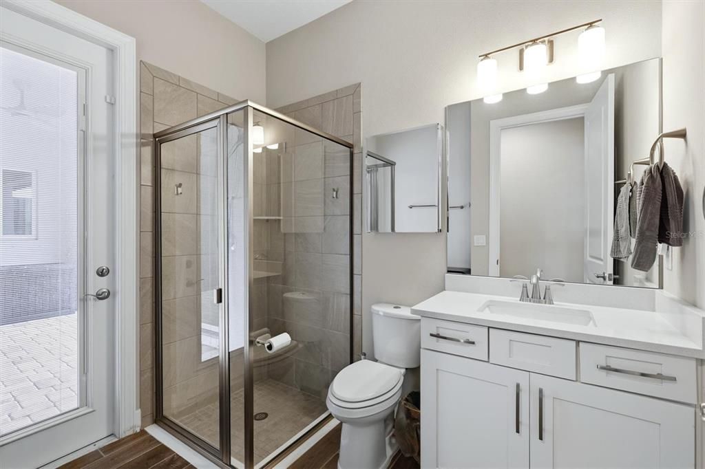 For Sale: $1,150,000 (5 beds, 5 baths, 4079 Square Feet)