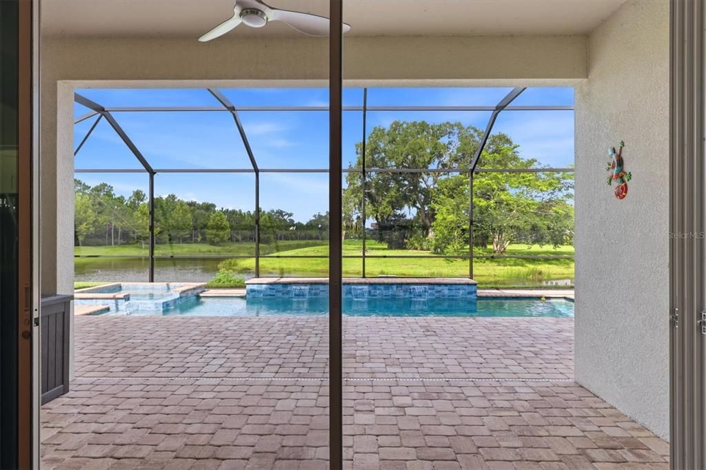 For Sale: $1,150,000 (5 beds, 5 baths, 4079 Square Feet)
