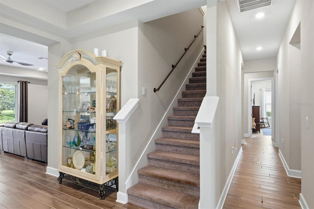 For Sale: $1,150,000 (5 beds, 5 baths, 4079 Square Feet)