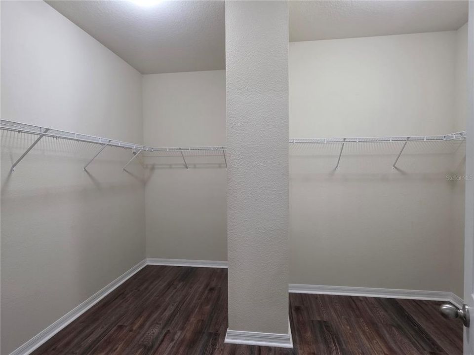 En Renta: $2,595 (3 camas, 2 baños, 2046 Pies cuadrados)