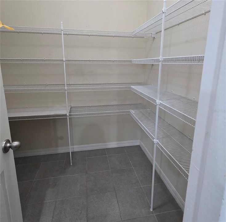 En Renta: $2,595 (3 camas, 2 baños, 2046 Pies cuadrados)