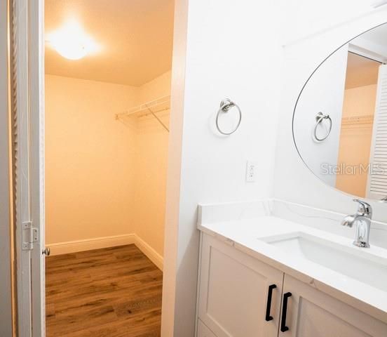 For Rent: $3,200 (2 beds, 2 baths, 1275 Square Feet)