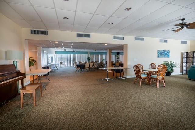 For Rent: $3,200 (2 beds, 2 baths, 1275 Square Feet)