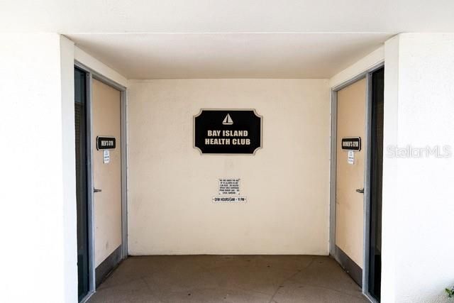 For Rent: $3,200 (2 beds, 2 baths, 1275 Square Feet)