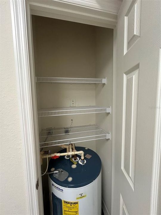 For Sale: $167,900 (2 beds, 2 baths, 1017 Square Feet)