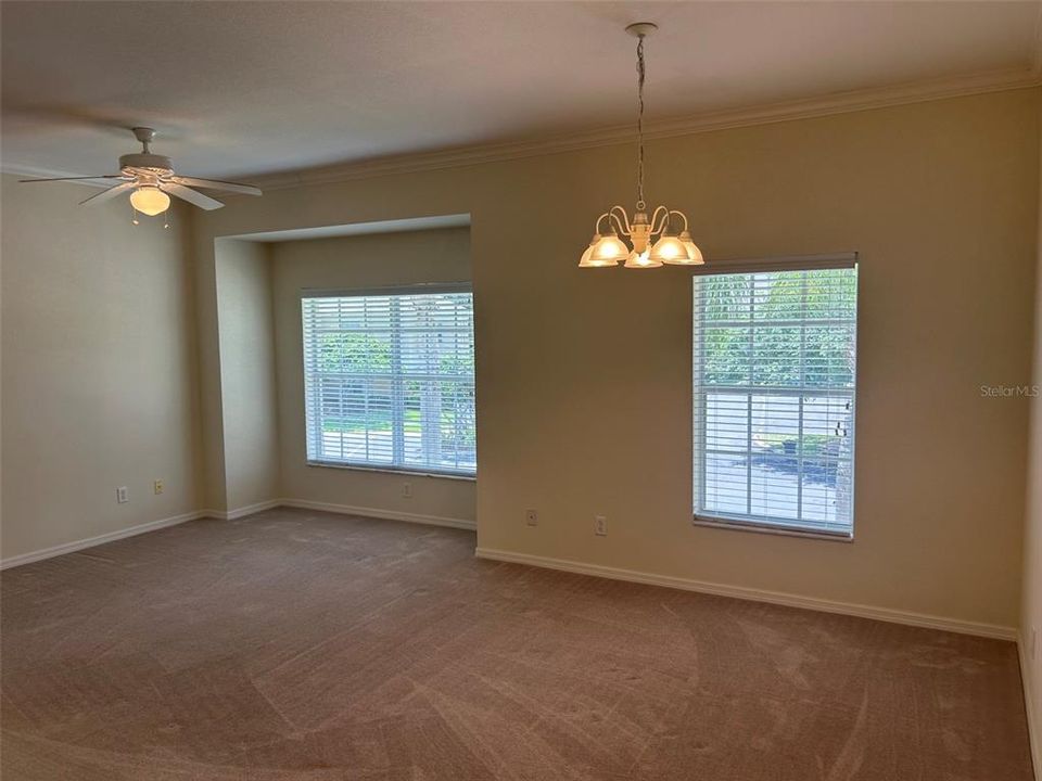For Sale: $167,900 (2 beds, 2 baths, 1017 Square Feet)