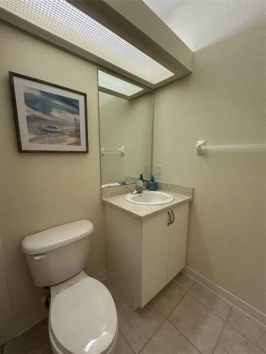 For Sale: $167,900 (2 beds, 2 baths, 1017 Square Feet)