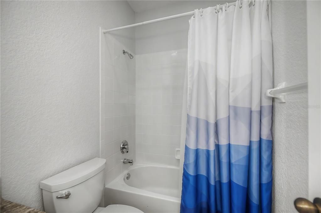 For Sale: $260,000 (2 beds, 2 baths, 1191 Square Feet)