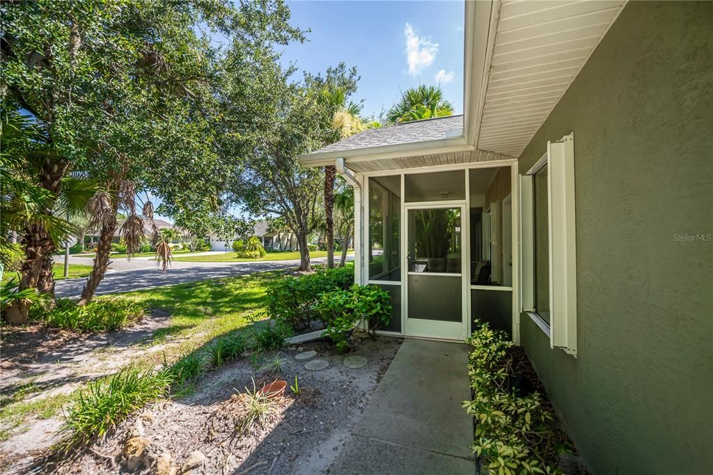 For Sale: $260,000 (2 beds, 2 baths, 1191 Square Feet)