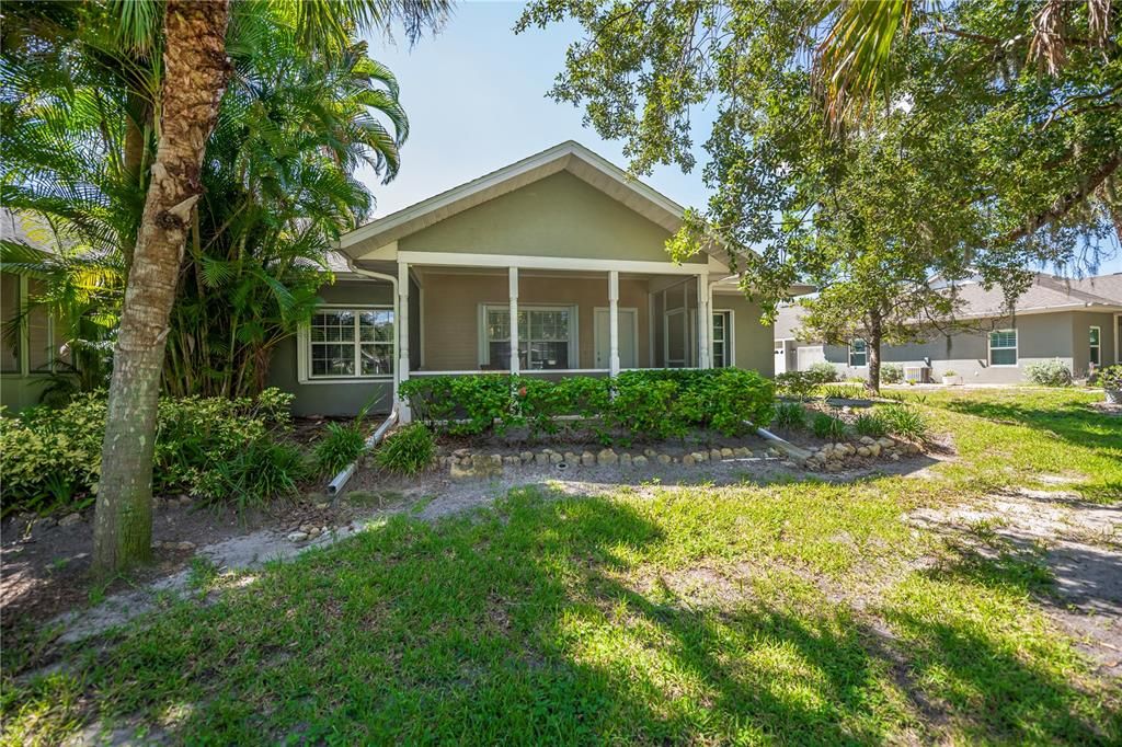 For Sale: $260,000 (2 beds, 2 baths, 1191 Square Feet)