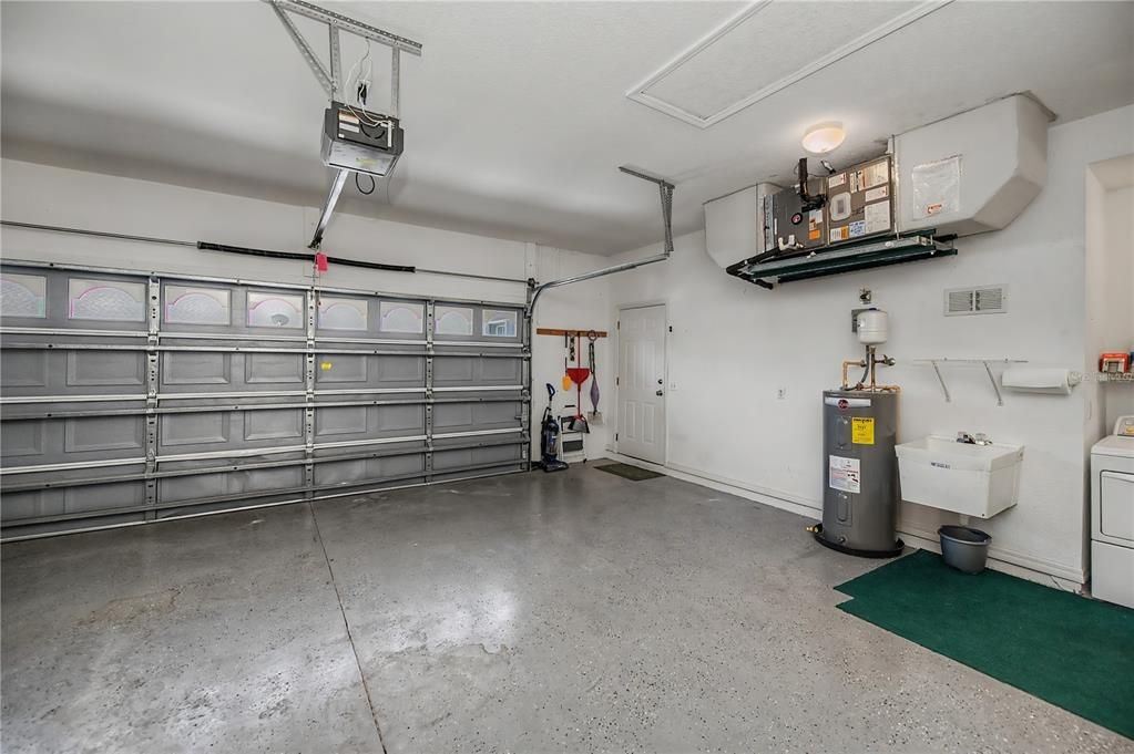 For Sale: $260,000 (2 beds, 2 baths, 1191 Square Feet)