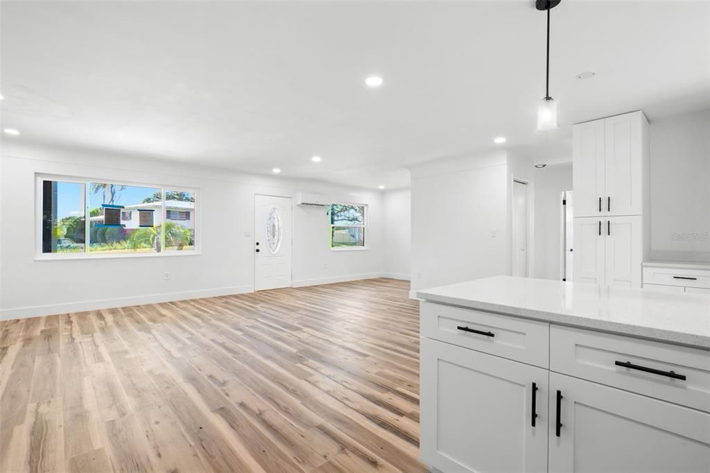 En Venta: $434,900 (2 camas, 2 baños, 1260 Pies cuadrados)