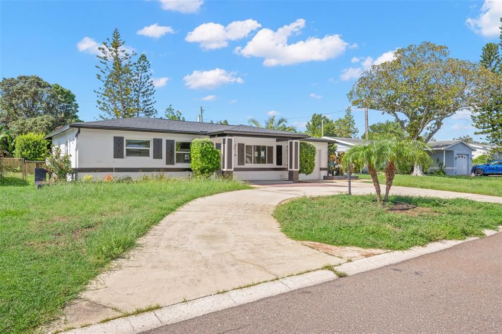 En Venta: $434,900 (2 camas, 2 baños, 1260 Pies cuadrados)
