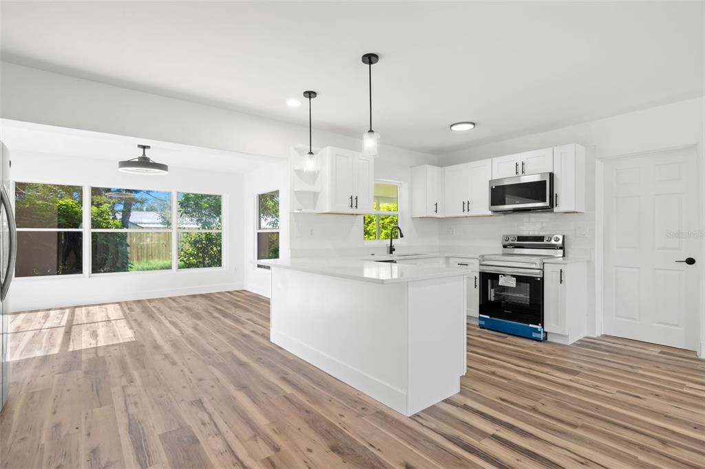 En Venta: $434,900 (2 camas, 2 baños, 1260 Pies cuadrados)