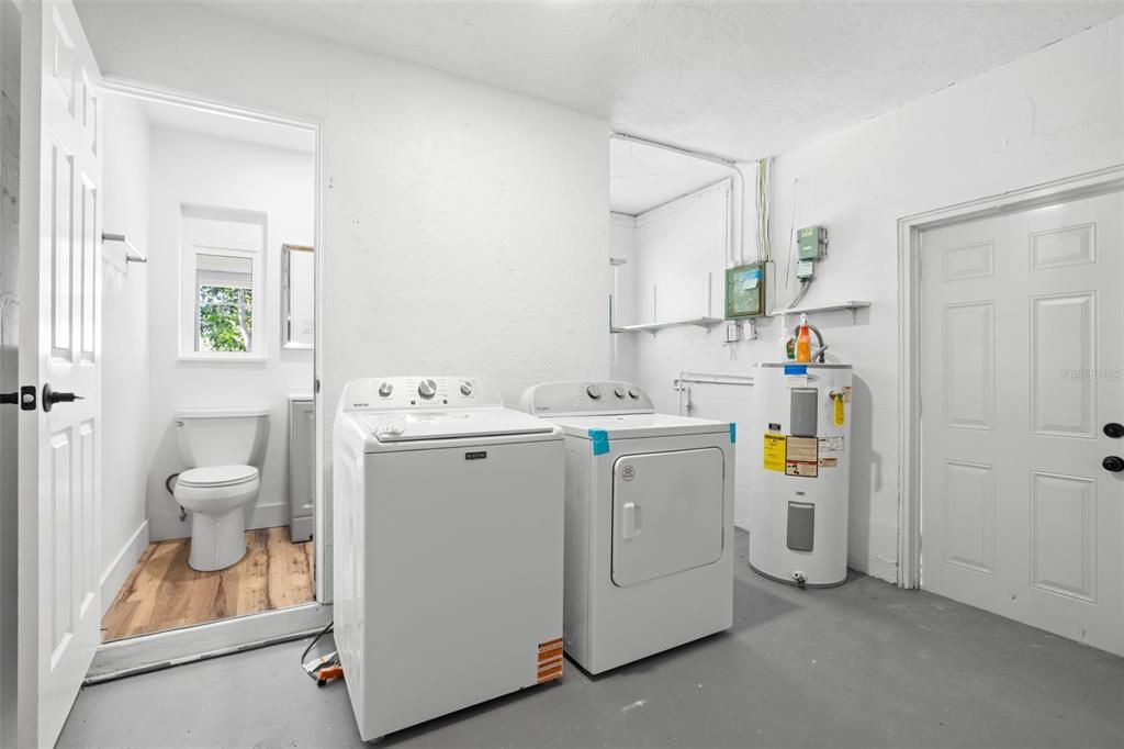 En Venta: $434,900 (2 camas, 2 baños, 1260 Pies cuadrados)