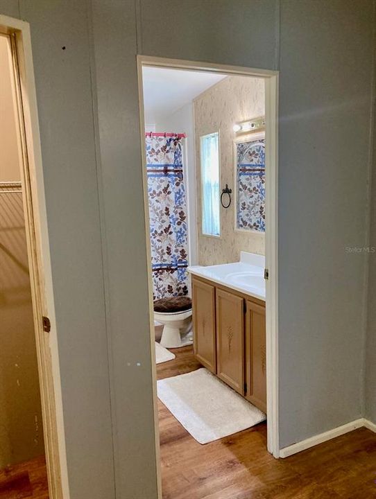 For Sale: $205,000 (3 beds, 2 baths, 1158 Square Feet)