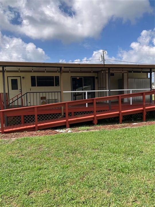 For Sale: $205,000 (3 beds, 2 baths, 1158 Square Feet)