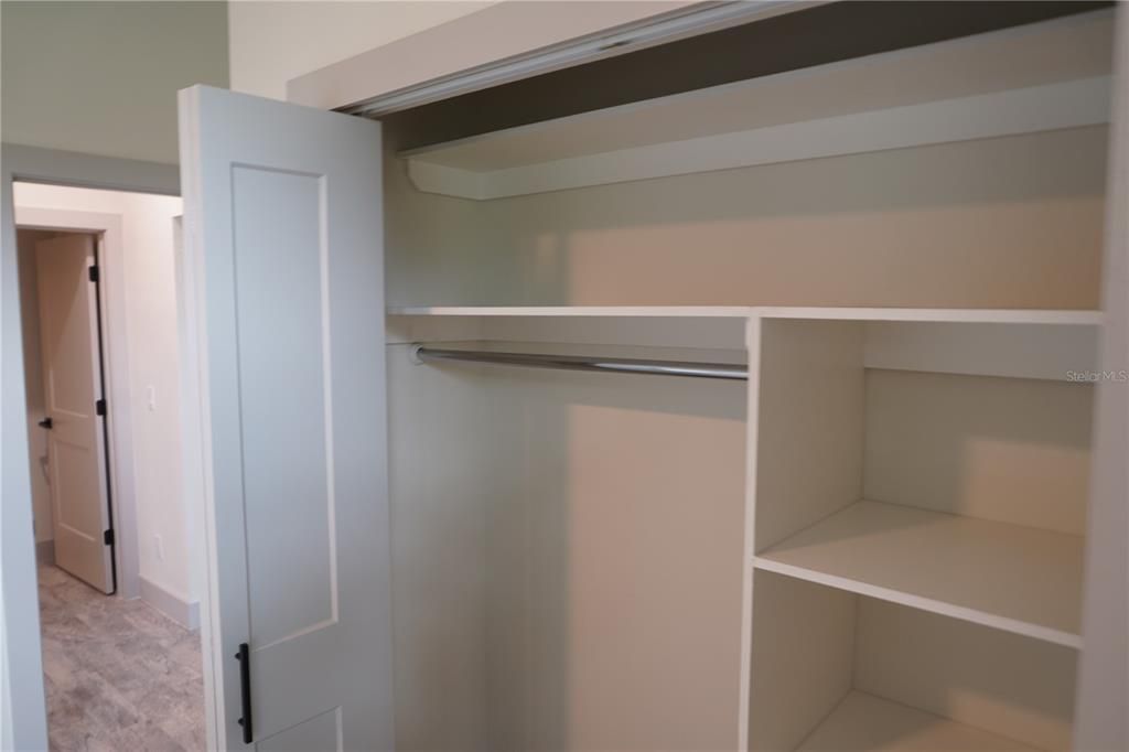 На продажу: $367,900 (3 спален, 2 ванн, 1401 Квадратных фут)