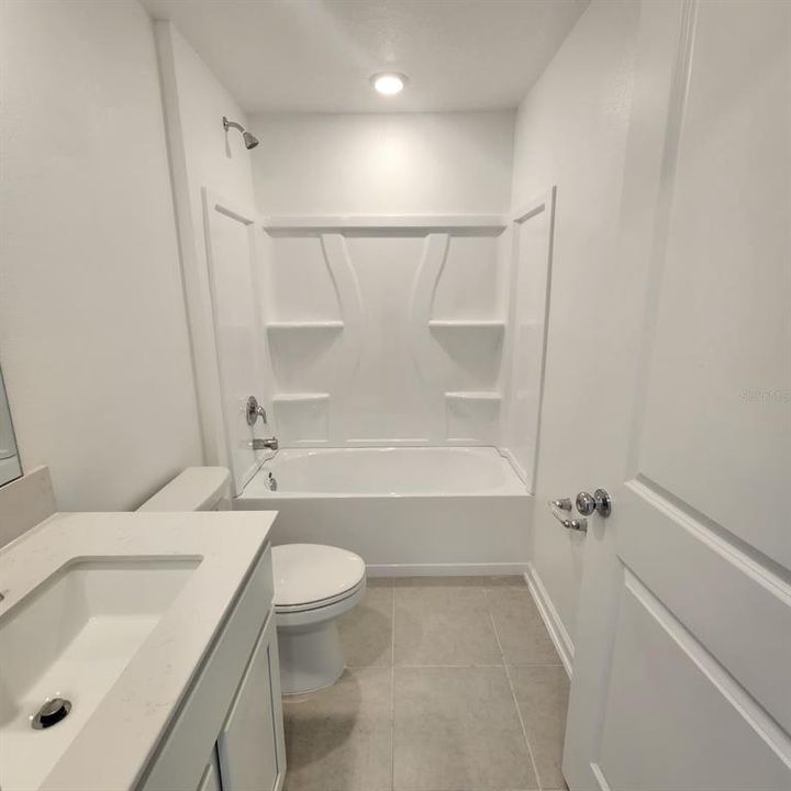 В аренду: $1,800 (3 спален, 2 ванн, 1487 Квадратных фут)