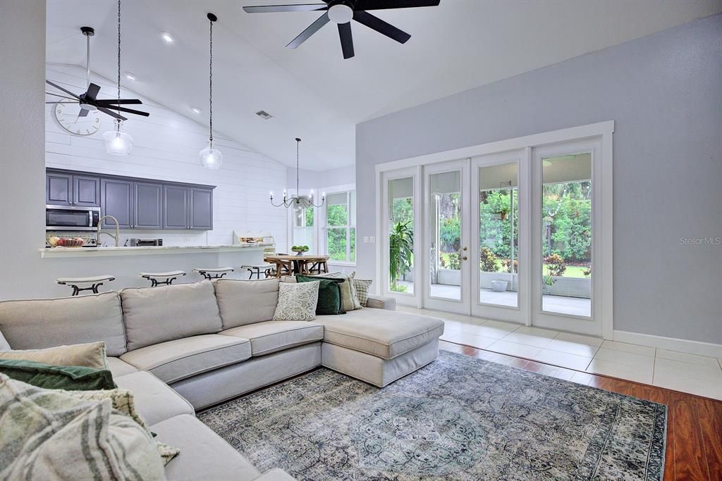 For Sale: $449,900 (3 beds, 2 baths, 2361 Square Feet)