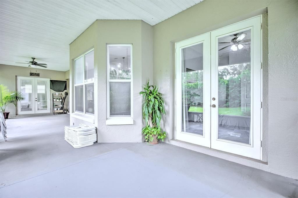 For Sale: $449,900 (3 beds, 2 baths, 2361 Square Feet)