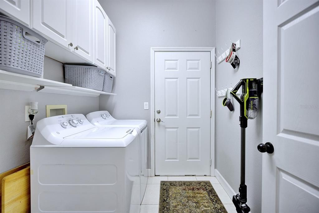 For Sale: $449,900 (3 beds, 2 baths, 2361 Square Feet)