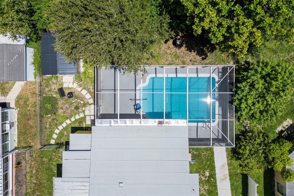 На продажу: $269,900 (2 спален, 2 ванн, 647 Квадратных фут)