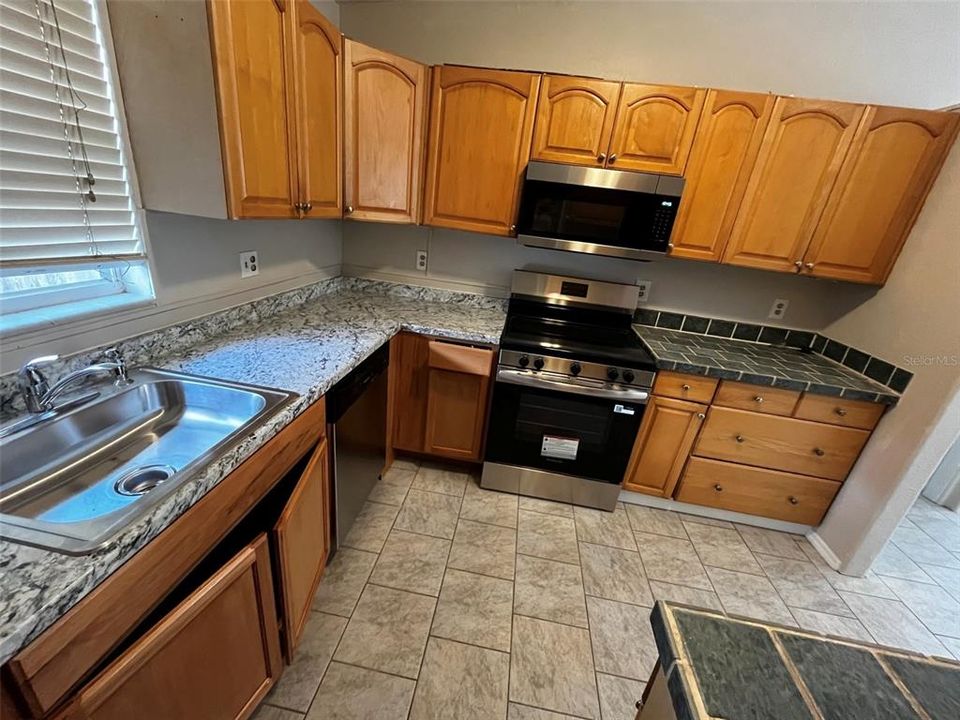 En Venta: $799,900 (8 camas, 0 baños, 1792 Pies cuadrados)