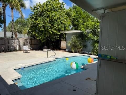 En Venta: $799,900 (8 camas, 0 baños, 1792 Pies cuadrados)