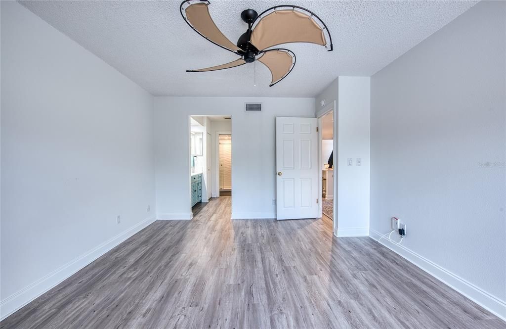 En Venta: $450,000 (3 camas, 3 baños, 1620 Pies cuadrados)