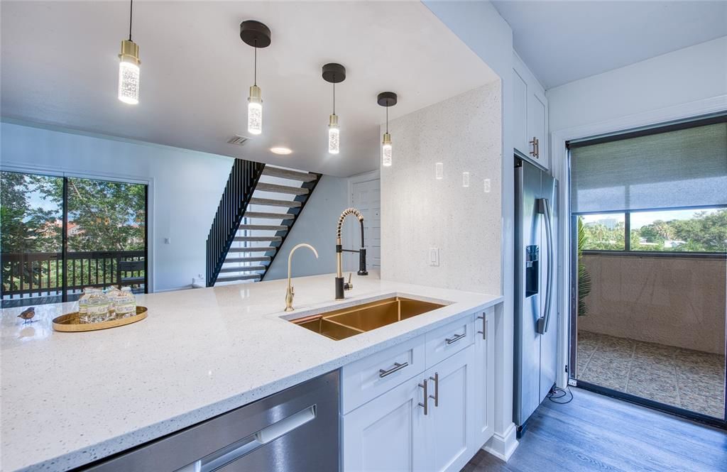 En Venta: $450,000 (3 camas, 3 baños, 1620 Pies cuadrados)
