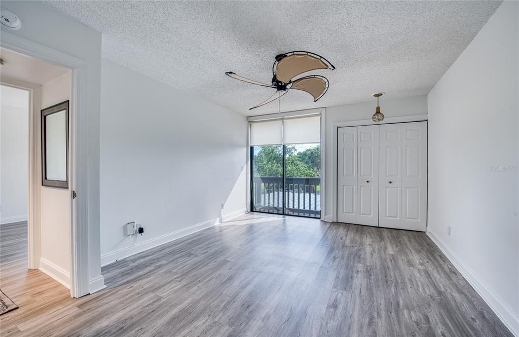 En Venta: $450,000 (3 camas, 3 baños, 1620 Pies cuadrados)