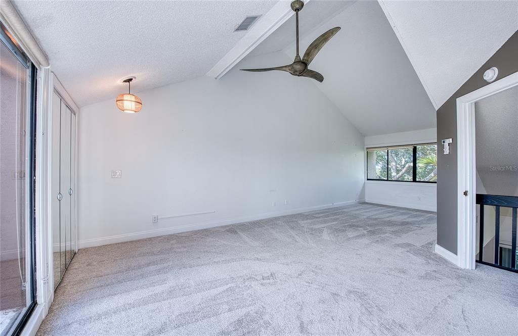 En Venta: $450,000 (3 camas, 3 baños, 1620 Pies cuadrados)