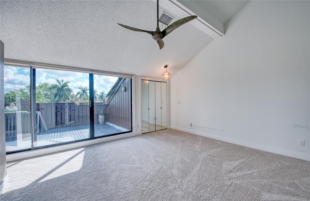 En Venta: $450,000 (3 camas, 3 baños, 1620 Pies cuadrados)