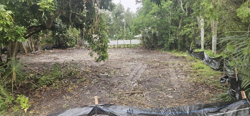 待售: $115,000 (0.15 acres)