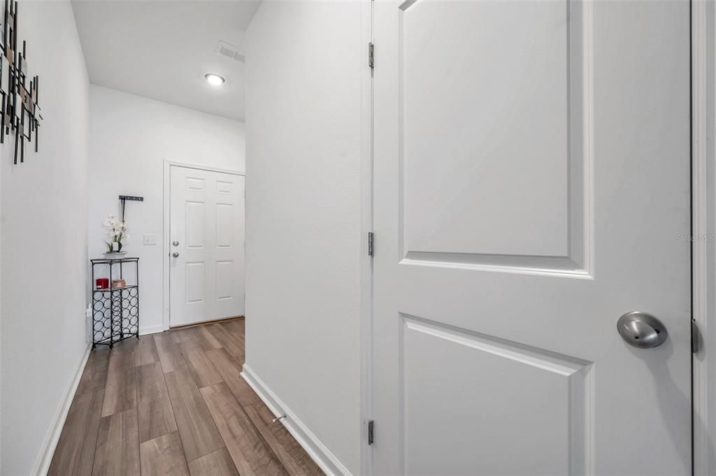 На продажу: $294,999 (3 спален, 2 ванн, 1624 Квадратных фут)