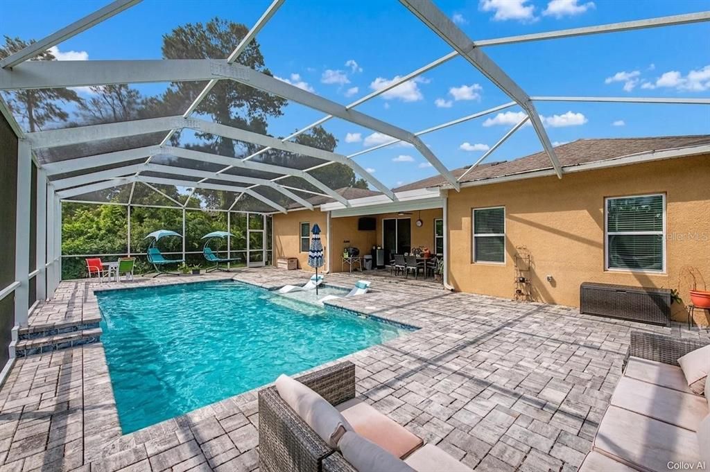 For Sale: $499,990 (4 beds, 3 baths, 2427 Square Feet)