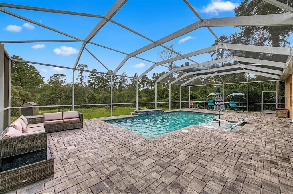For Sale: $499,990 (4 beds, 3 baths, 2427 Square Feet)