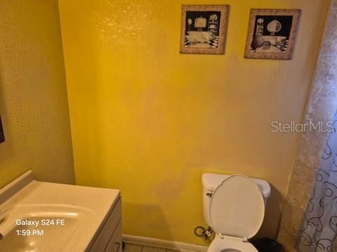 На продажу: $390,000 (5 спален, 3 ванн, 2328 Квадратных фут)