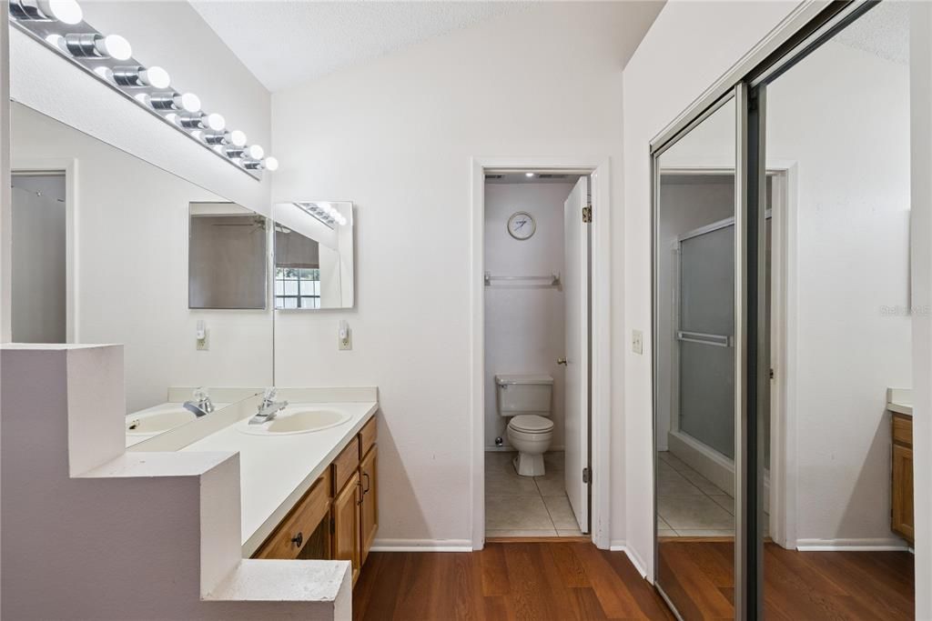 En Venta: $325,000 (2 camas, 2 baños, 1117 Pies cuadrados)
