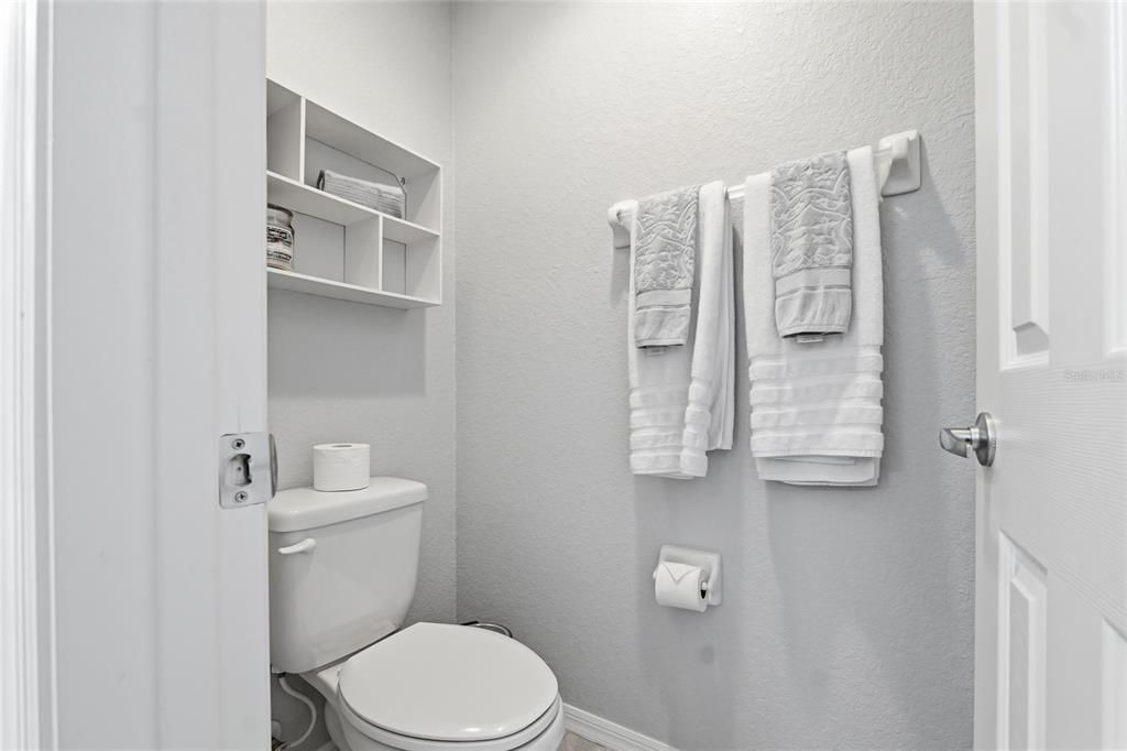 For Sale: $285,000 (3 beds, 2 baths, 1764 Square Feet)