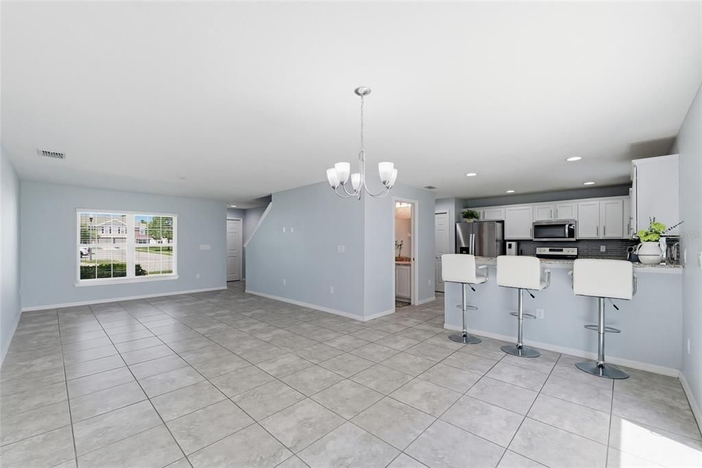 For Sale: $285,000 (3 beds, 2 baths, 1764 Square Feet)