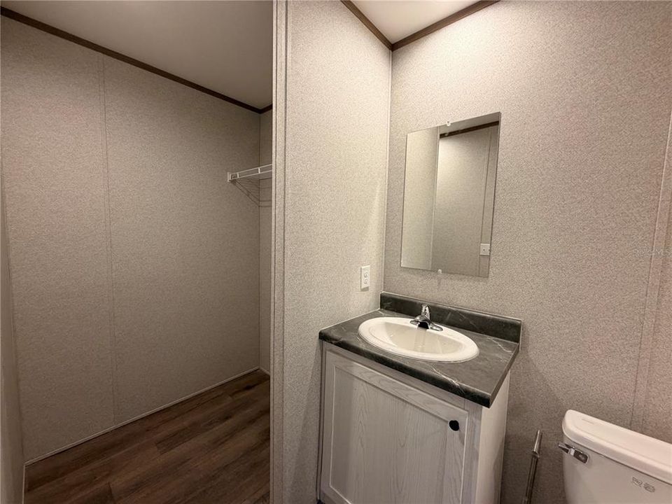 В аренду: $1,450 (2 спален, 2 ванн, 747 Квадратных фут)