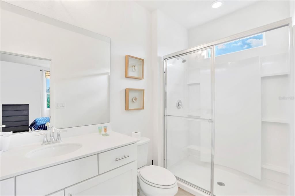 En Venta: $1,035,000 (10 camas, 8 baños, 4260 Pies cuadrados)