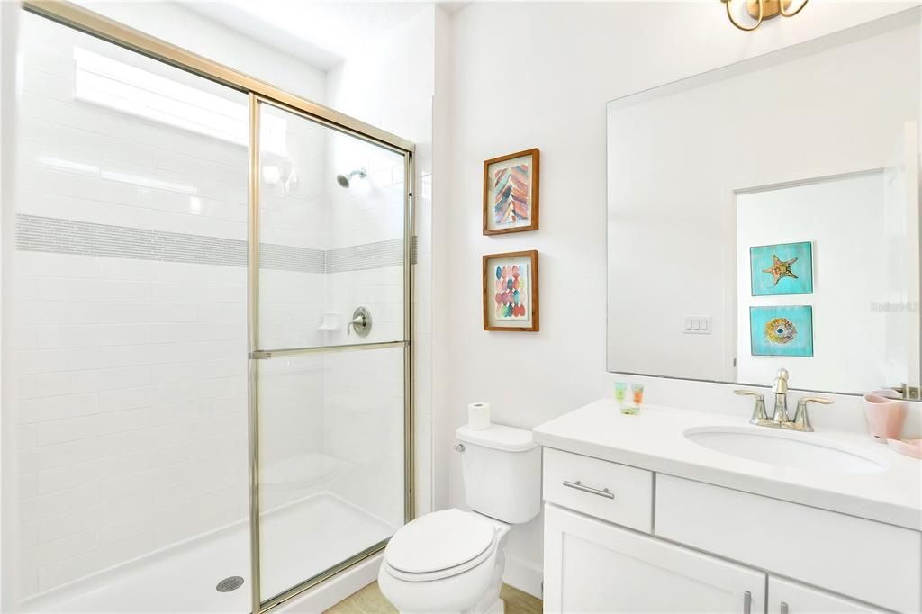En Venta: $1,035,000 (10 camas, 8 baños, 4260 Pies cuadrados)