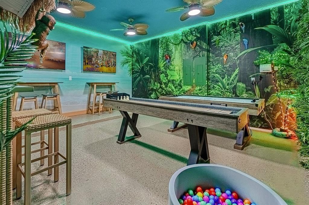 En Venta: $1,035,000 (10 camas, 8 baños, 4260 Pies cuadrados)