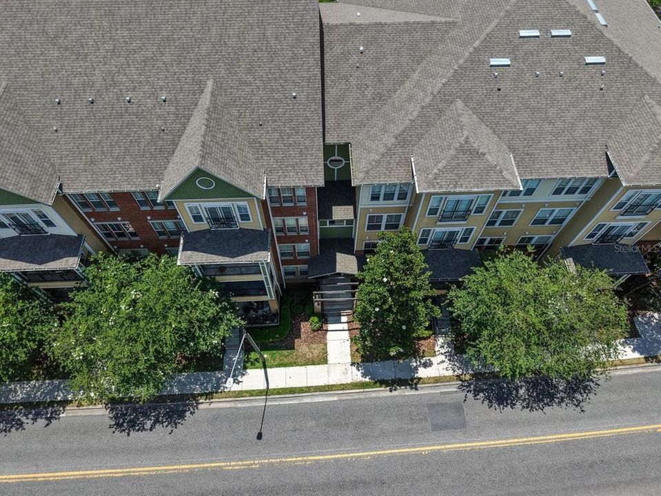 For Rent: $2,000 (2 beds, 2 baths, 1080 Square Feet)