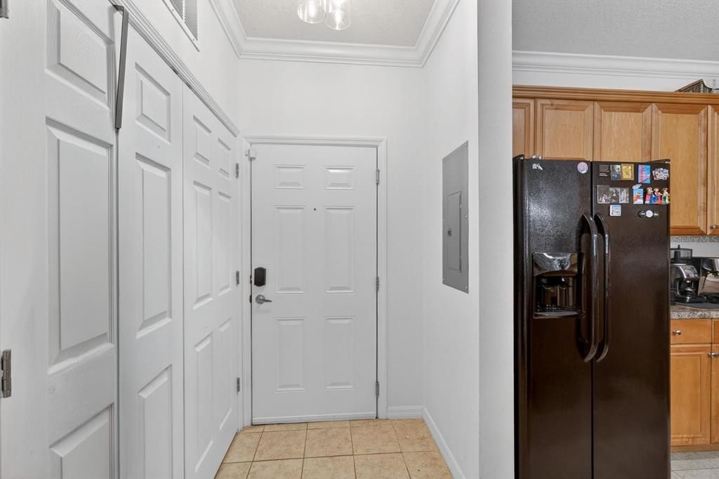 For Rent: $2,000 (2 beds, 2 baths, 1080 Square Feet)