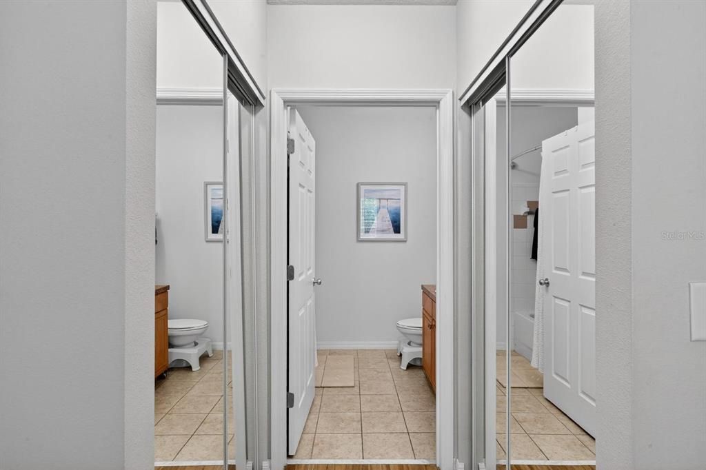 For Rent: $2,000 (2 beds, 2 baths, 1080 Square Feet)