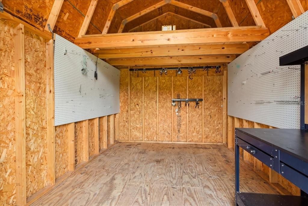 На продажу: $324,999 (4 спален, 3 ванн, 2224 Квадратных фут)